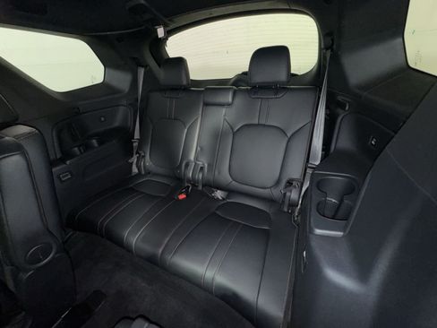Used 2023 Honda Pilot TrailSport image 25