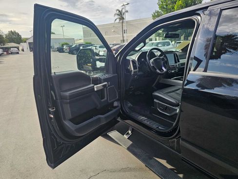 Used 2022 Ford F250 Lariat w/ FX4 Off-Road Package AWD/4WD image 19