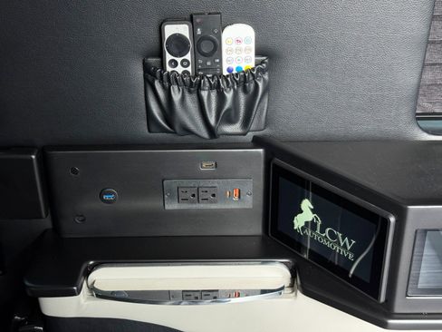 Used 2023 Mercedes-Benz Sprinter 3500 image 50