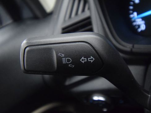 Used 2021 Ford EcoSport S AWD/4WD image 36