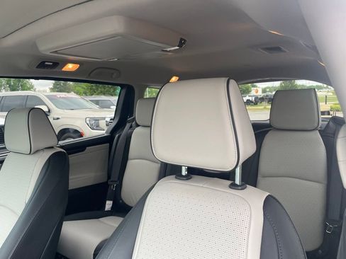 Used 2026 Honda Odyssey Elite image 22