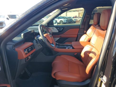 New 2025 Lincoln Aviator Reserve w/ Equipment Group 201A image 12