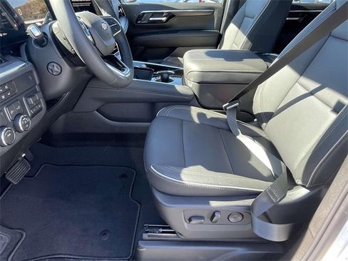 New 2026 Chevrolet Suburban Premier w/ Sun And Tow Package image 12