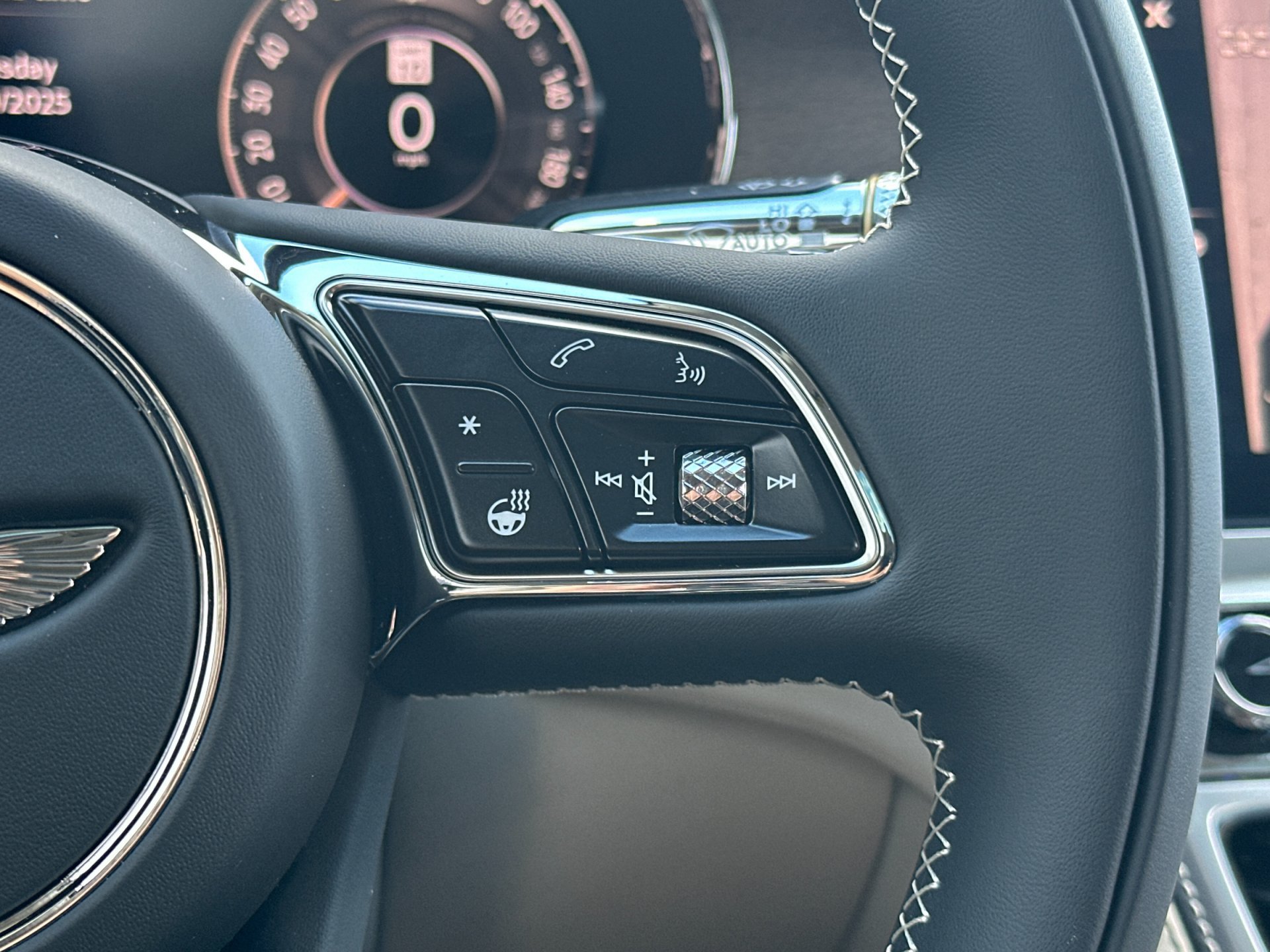 Used 2026 Bentley Flying Spur V8 AWD/4WD image 28