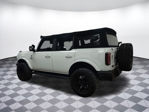 Used 2021 Ford Bronco Outer Banks image 3