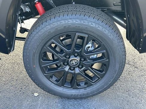 New 2026 Toyota Tundra Limited AWD/4WD image 13