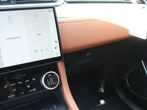 New 2026 Jaguar F-PACE R-Dynamic S image 12