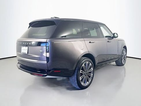 Certified 2023 Land Rover Range Rover SE AWD/4WD image 5