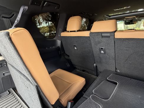 Used 2023 Lexus LX 600 4WD w/ Appearance Package image 51