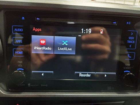 Used 2016 Toyota Tacoma TRD Sport image 60