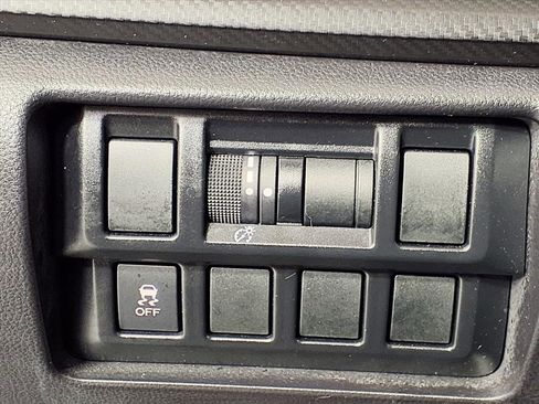 Used 2020 Subaru Impreza 2.0i image 23