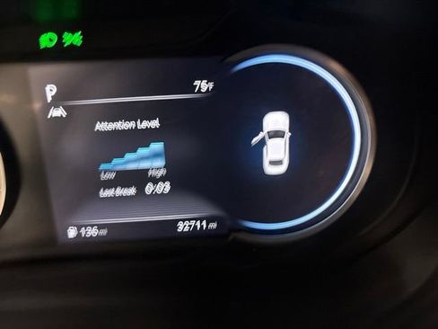 Used 2023 Genesis G70 2.0T AWD/4WD image 22