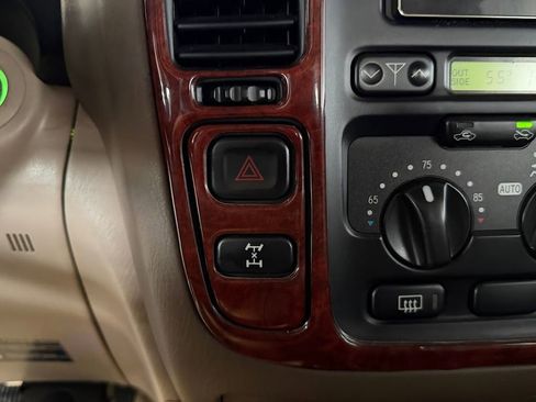 Used 2000 Toyota Land Cruiser AWD/4WD image 22