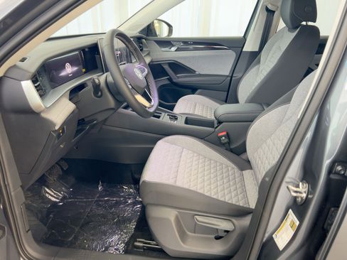 New 2026 Volkswagen Tiguan S image 5