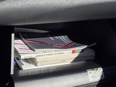 Used 2023 Toyota Corolla LE image 20