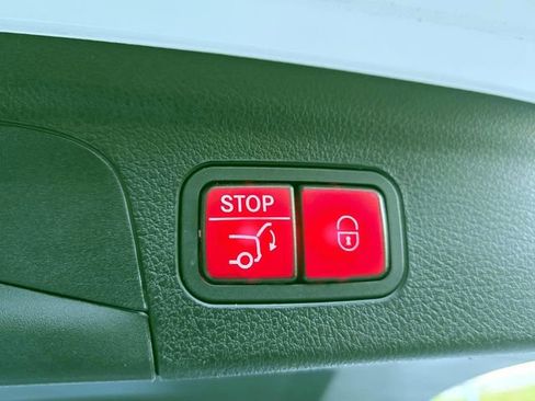 Used 2021 Mercedes-Benz GLE 350 4MATIC w/ 3rd Row Seat Package image 38