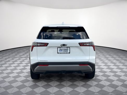 Used 2026 Chevrolet Equinox LT FWD image 11
