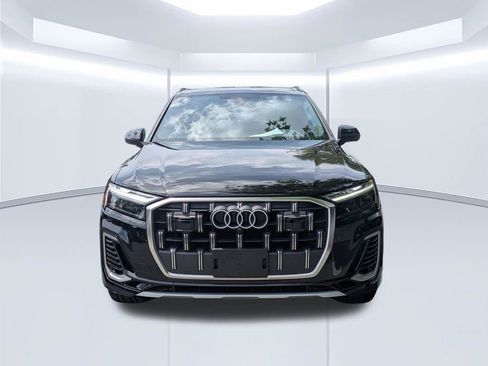 Used 2025 Audi Q7 3.0T Premium Plus w/ Premium Plus Package AWD/4WD image 9
