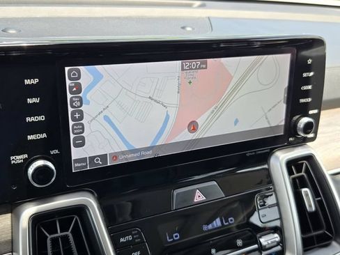 Used 2022 Kia Sorento EX w/ Panoramic Sunroof Package FWD image 20