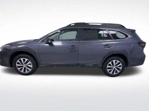 Used 2024 Subaru Outback Premium AWD/4WD image 5