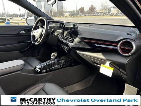 New 2026 Chevrolet Trax RS image 14