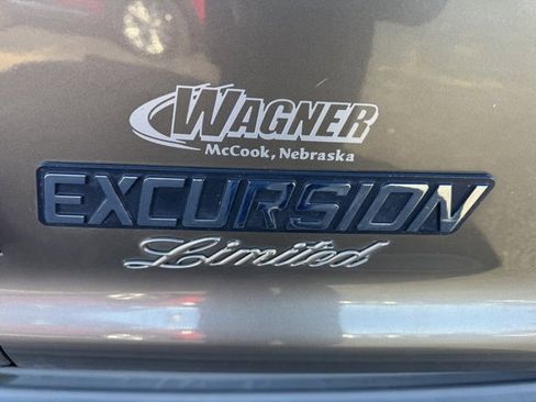 Used 2003 Ford Excursion Limited image 33
