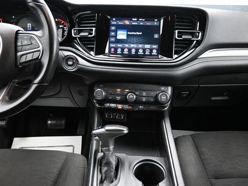 Used 2022 Dodge Durango SXT w/ Blacktop Package AWD/4WD image 18