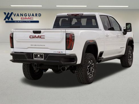 New 2026 GMC Sierra 2500 AT4X image 3