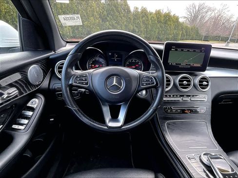 Used 2017 Mercedes-Benz GLC 300 4MATIC image 14