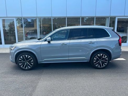 Certified 2025 Volvo XC90 B6 Plus AWD/4WD image 2