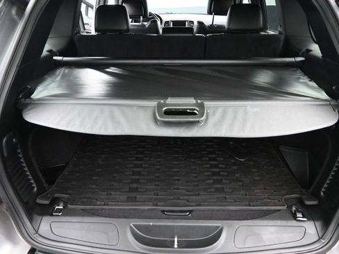 Used 2014 Jeep Grand Cherokee Altitude image 14