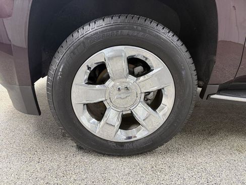 Used 2017 Chevrolet Suburban Premier image 55
