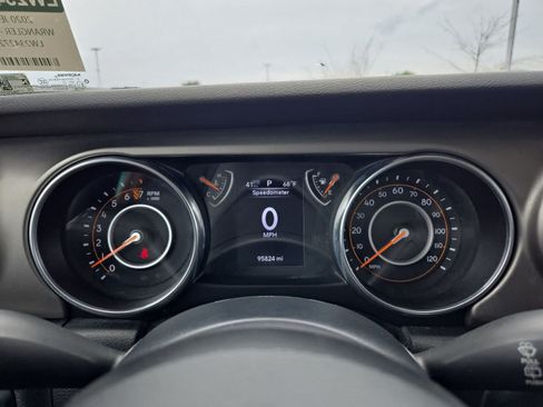 Used 2020 Jeep Wrangler Unlimited Sport AWD/4WD image 28