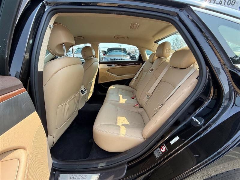 Used 2018 Genesis G80 3.8 RWD image 25