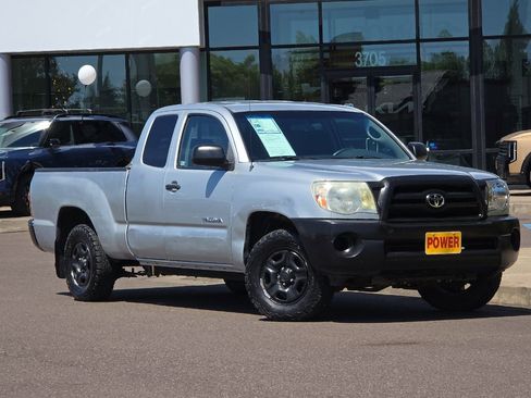 Used 2005 Toyota Tacoma 2WD Access Cab image 2