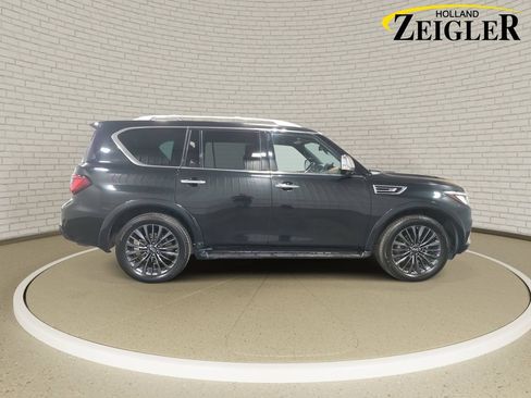 Used 2023 INFINITI QX80 Sensory w/ Cargo Package AWD/4WD image 4
