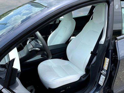 Used 2023 Tesla Model 3 Standard Range RWD image 18
