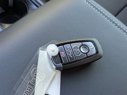 New 2025 Ford F150 Lariat w/ Equipment Group 501A Mid image 36