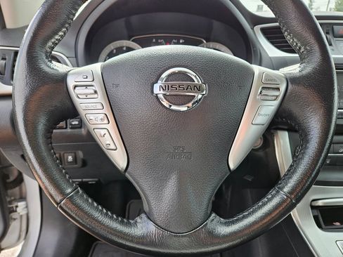 Used 2015 Nissan Sentra SR FWD image 20
