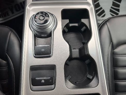 Used 2024 Ford Edge SEL w/ Convenience Package image 48