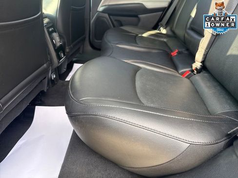 Certified 2022 Jeep Compass Limited image 28