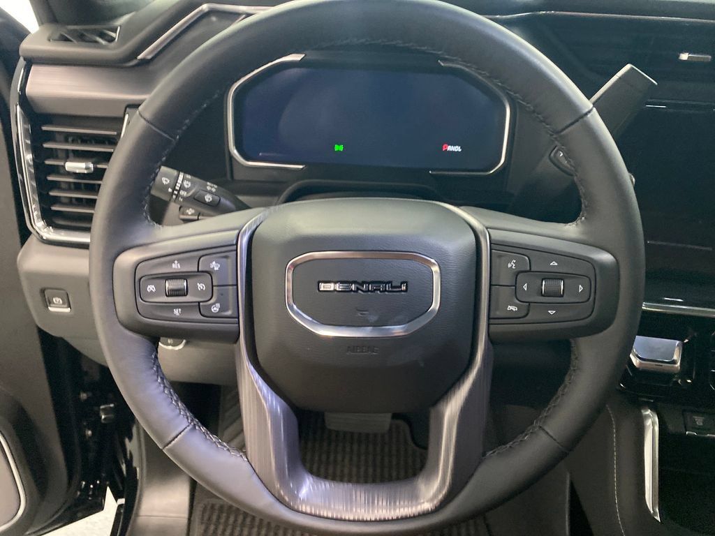 New 2026 GMC Sierra 2500 Denali Ultimate w/ LPO, Black Badging Package AWD/4WD image 18