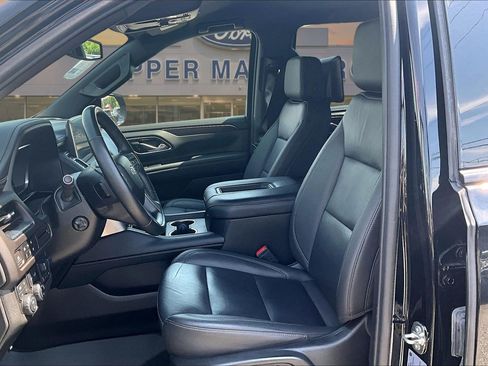 Used 2024 Chevrolet Tahoe Z71 w/ Z71 Off-Road Package AWD/4WD image 25