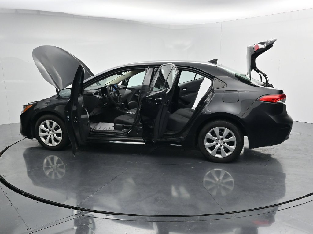 Used 2020 Toyota Corolla LE FWD image 39