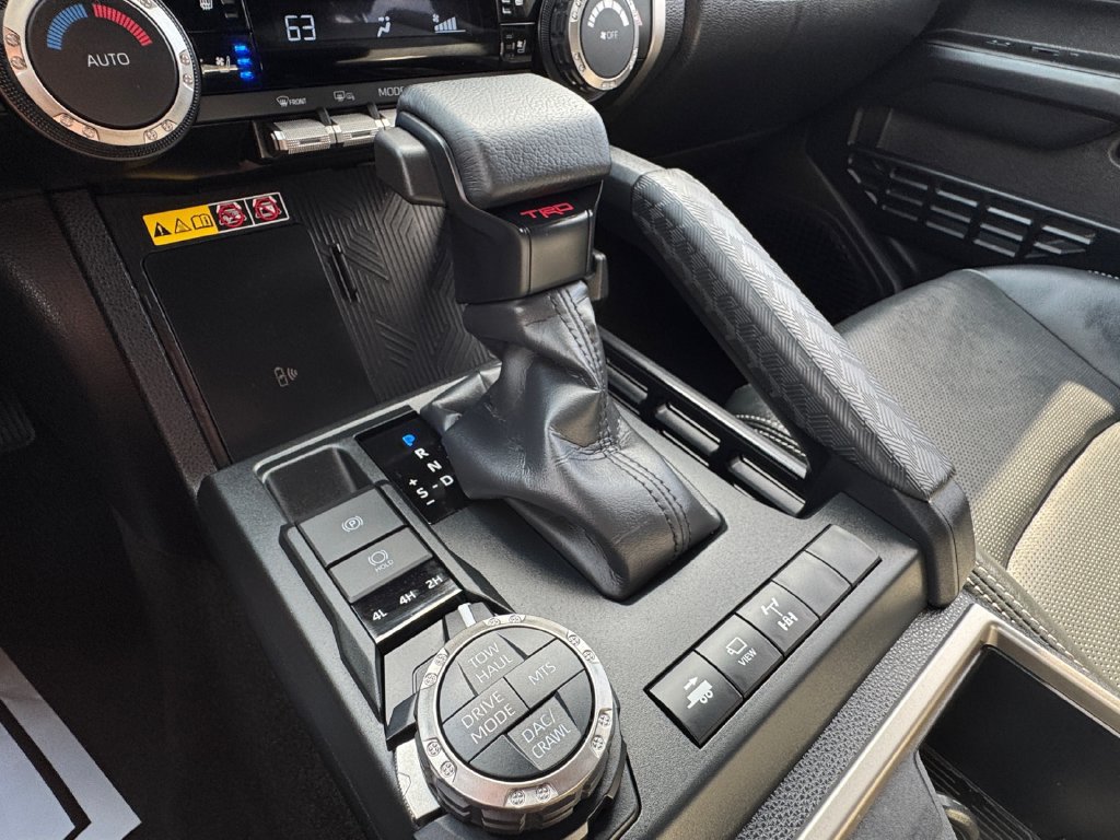 Used 2026 Toyota 4Runner TRD Off-Road Premium w/ Tow Technology Package AWD/4WD image 31