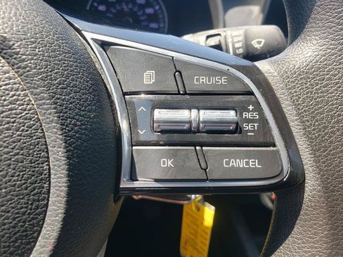 Used 2020 Kia Forte LXS FWD image 26