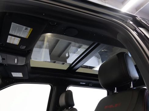 Used 2025 Ford F150 Lariat w/ Equipment Group 502A High AWD/4WD image 41