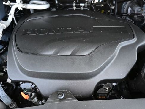 Used 2023 Honda Odyssey Elite image 17
