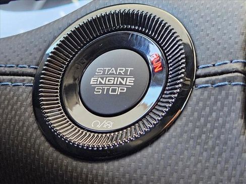 New 2026 Jeep Compass Latitude image 13