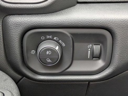 New 2026 RAM 2500 Tradesman AWD/4WD image 23
